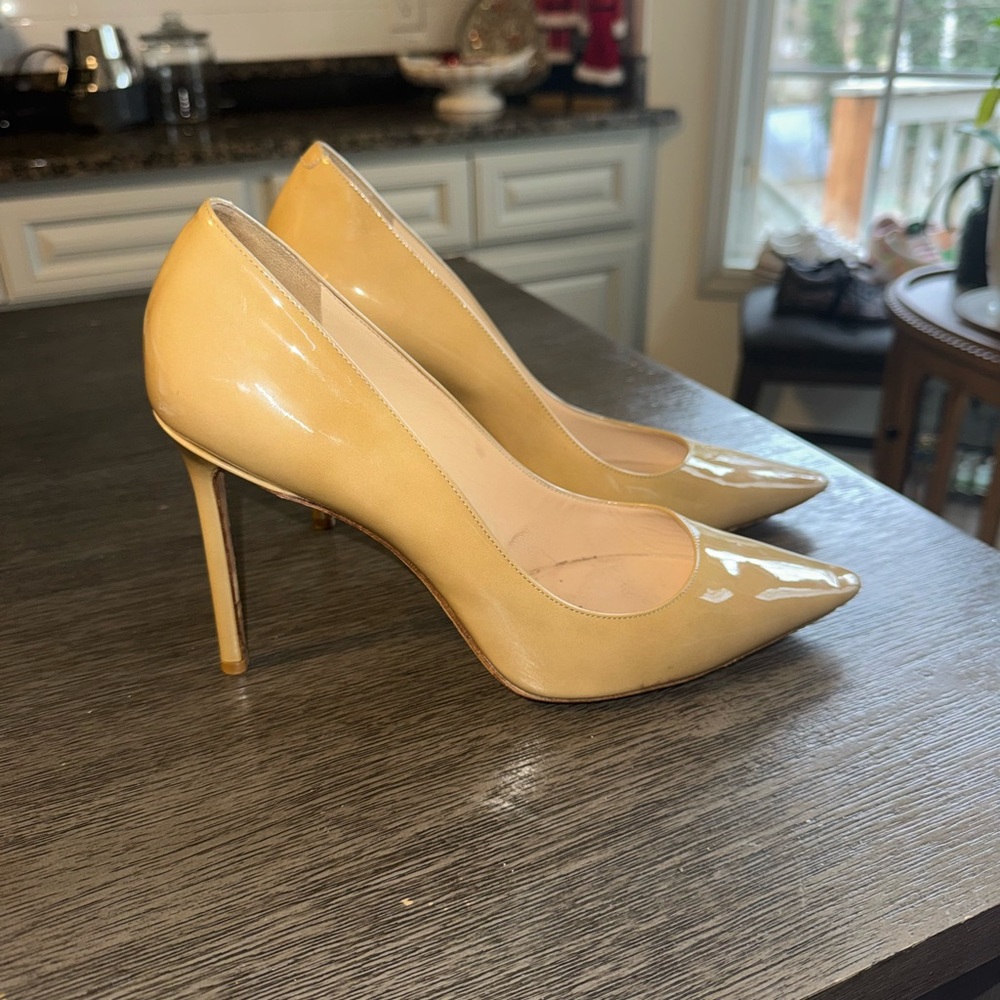 Jimmy Choo nude tan Pumps size 9 - Picture 2 of 5
